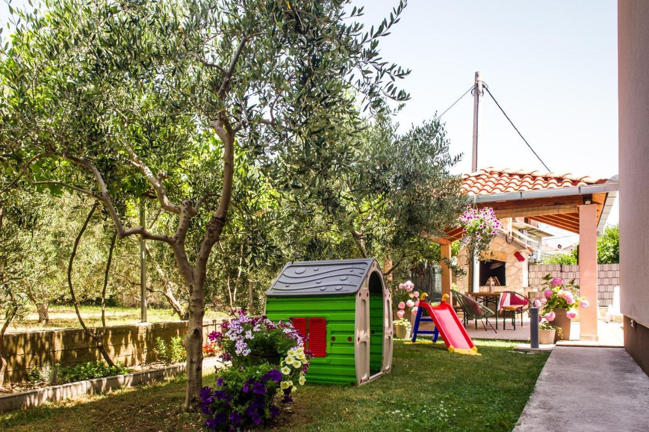 Apartman Sunny Vacay Kastela Exterior photo